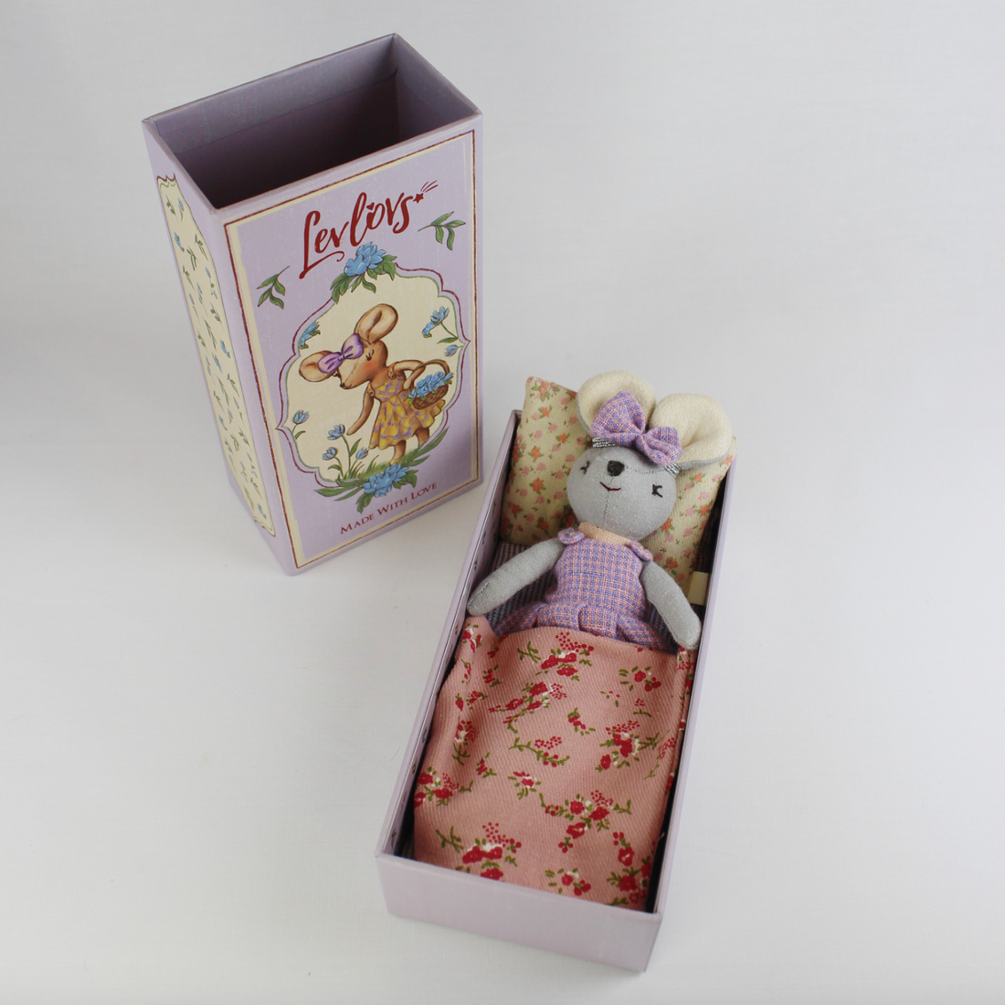 Levlovs Mouse Violet