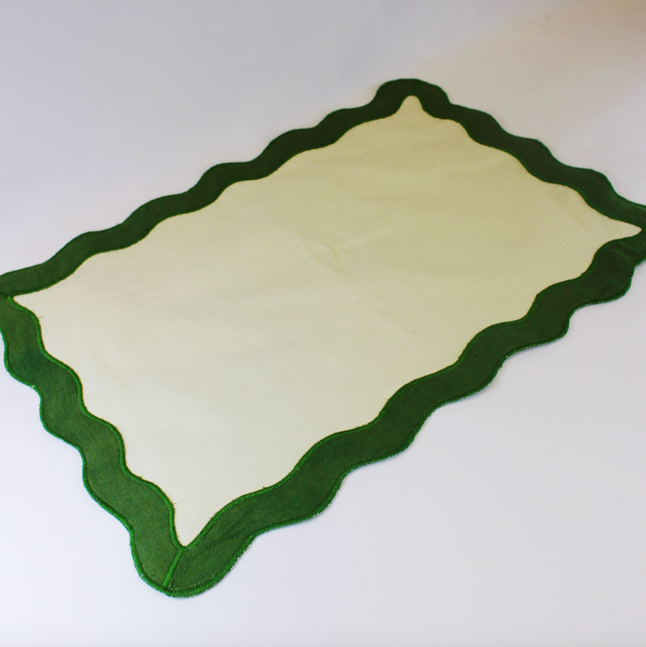 Ruffle Edge Placemats