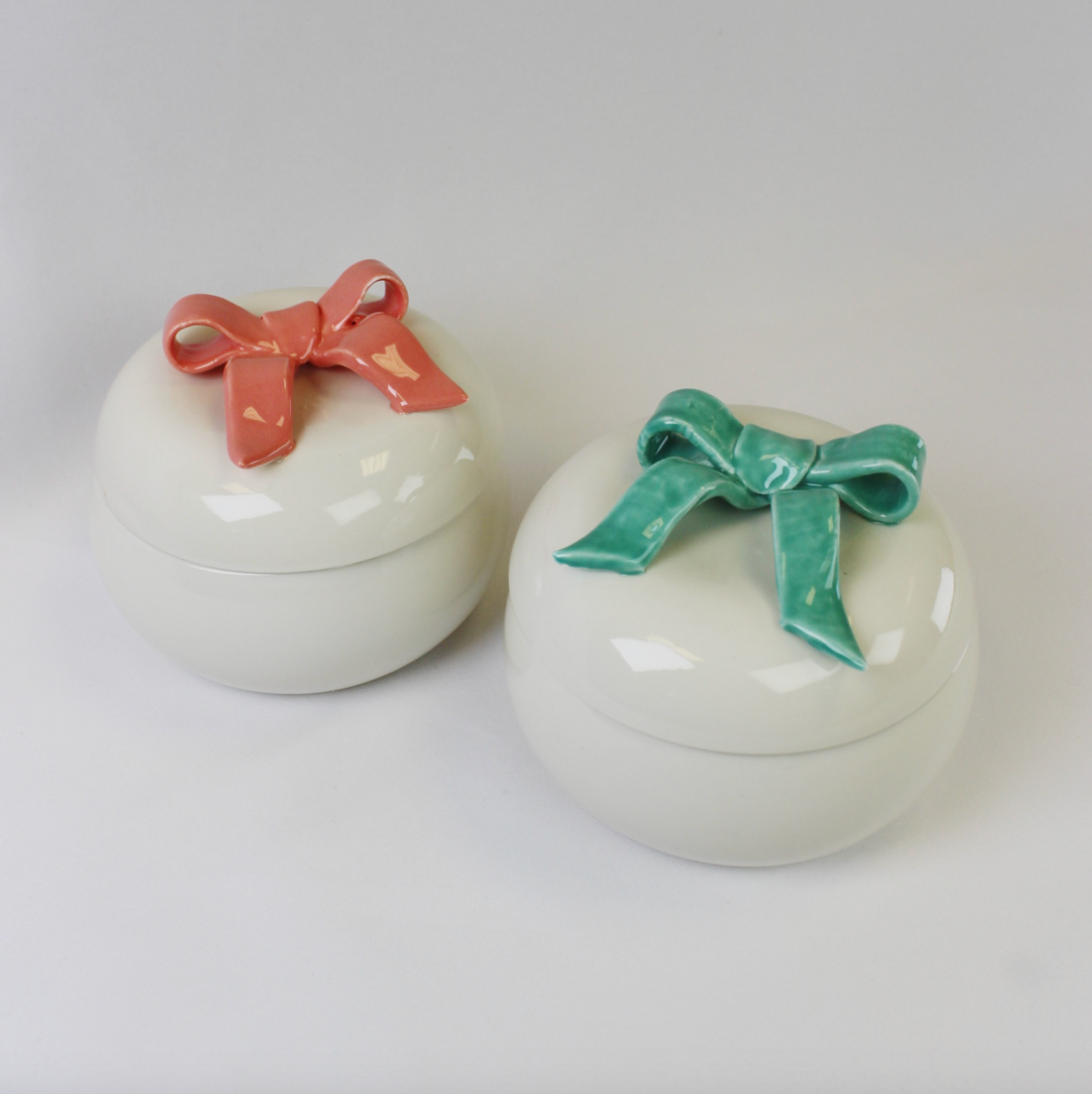 Bow Candle