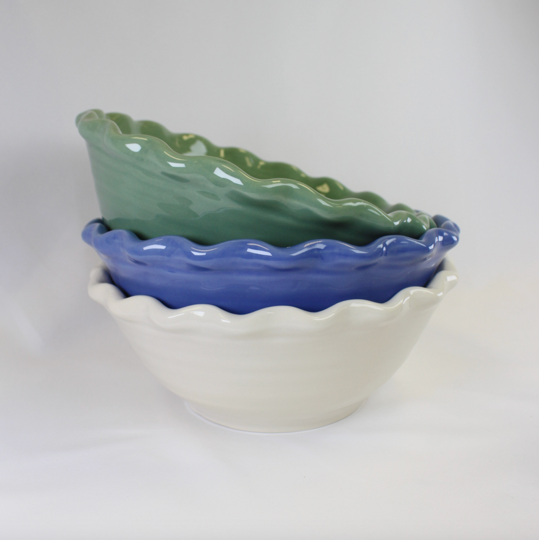 Scalloped Edge Serving Bowl