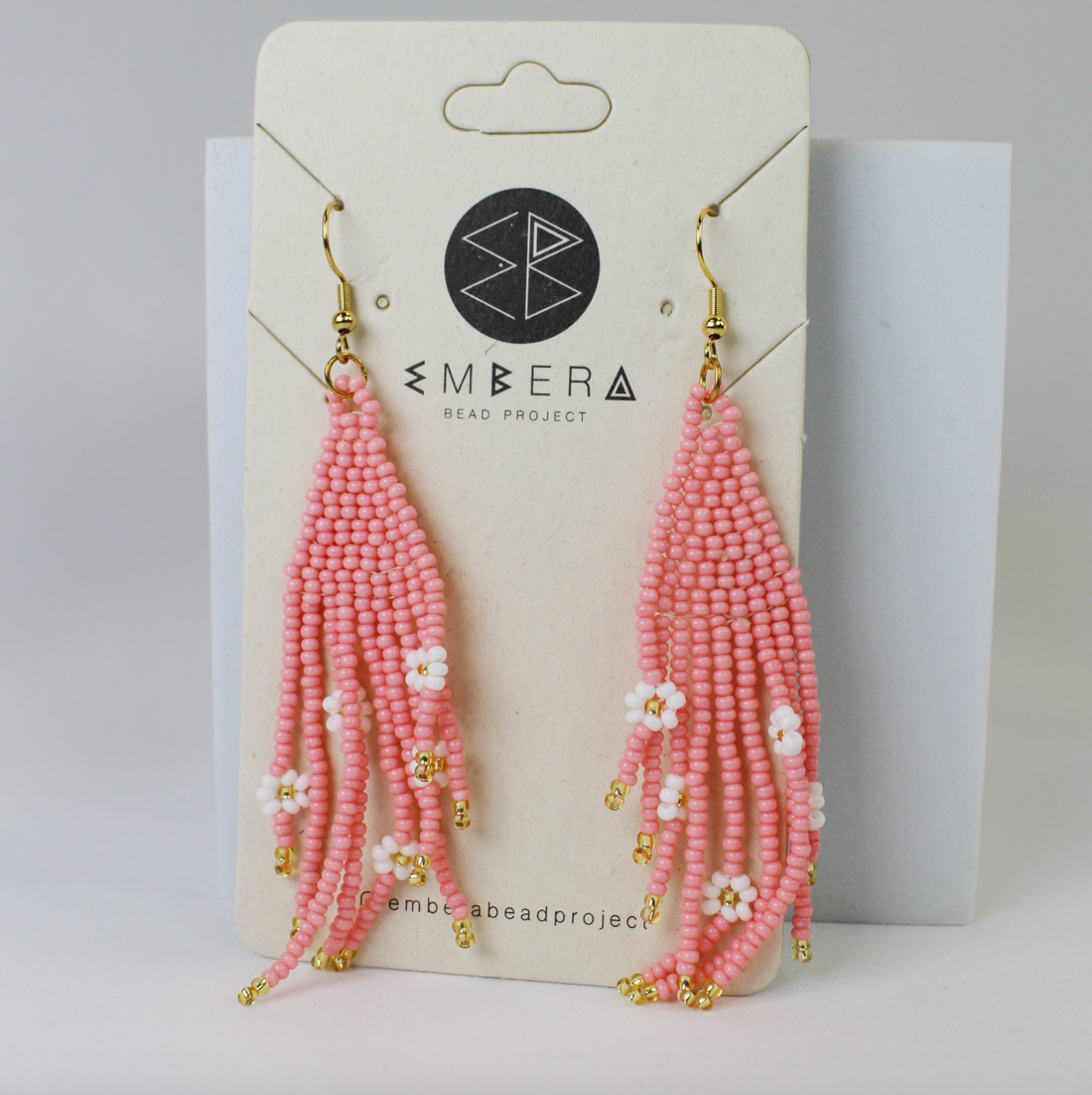 Pink Dangle Beaded Earrings with Daisies