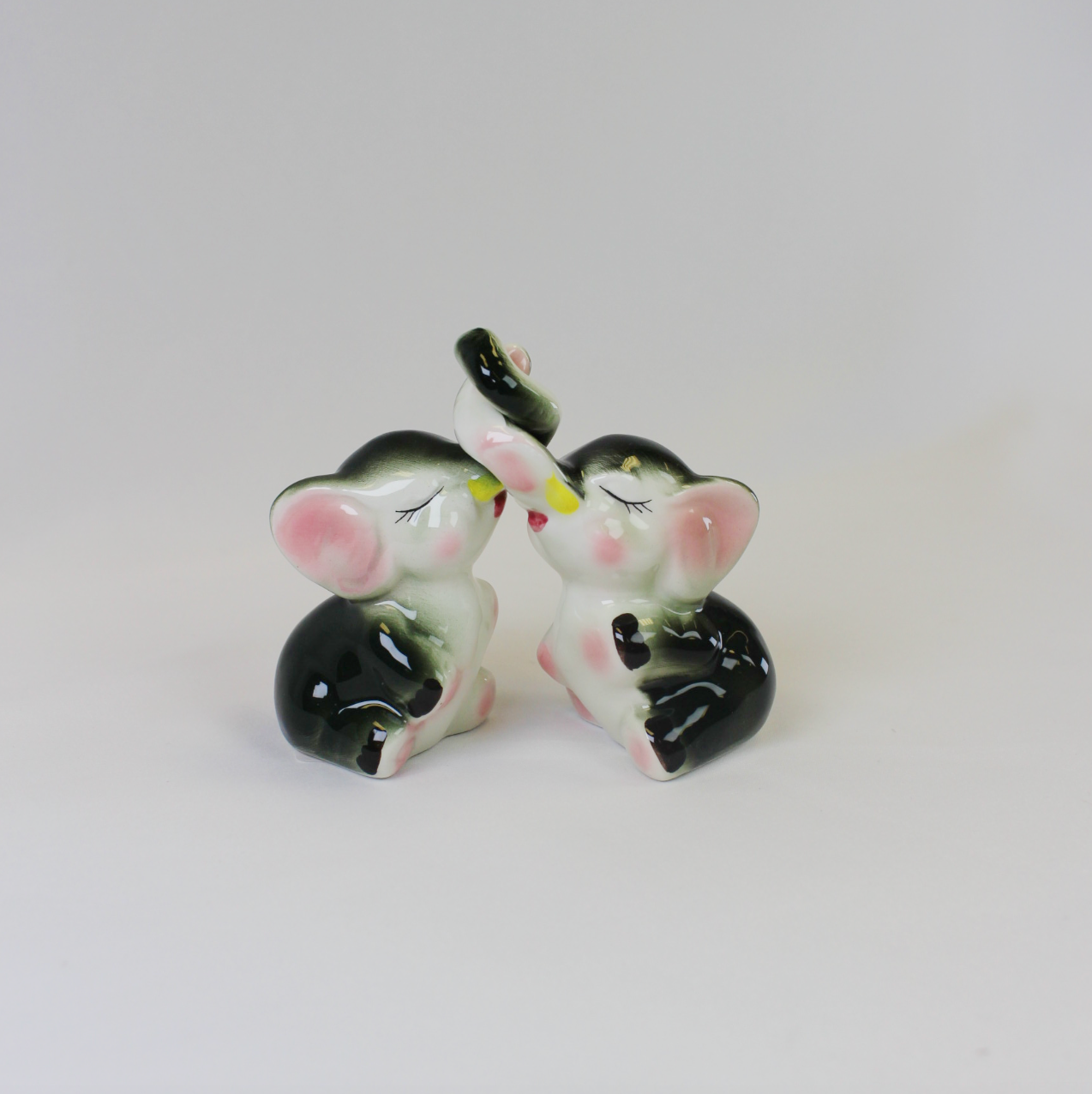 Elephant Salt and Pepper Shakers