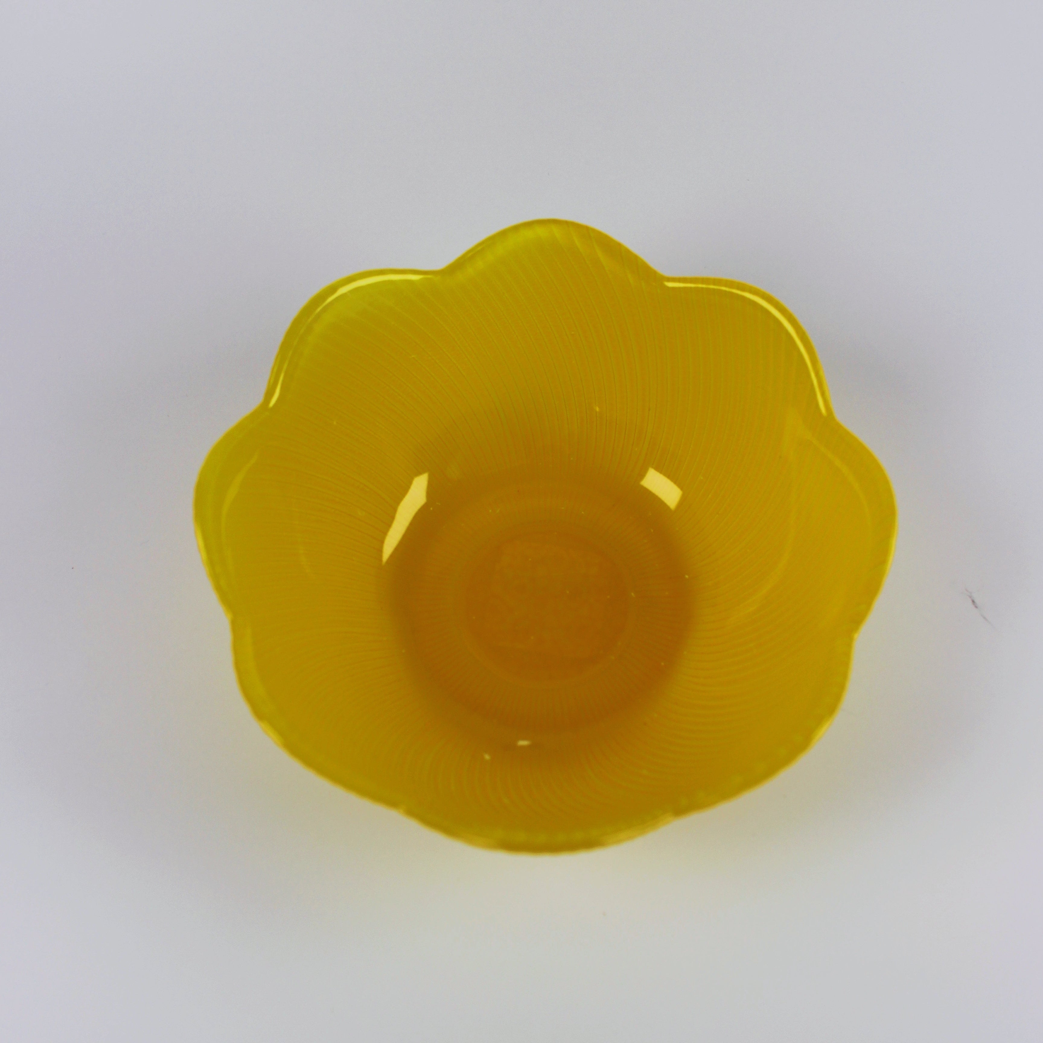 Glass Scalloped Bowls