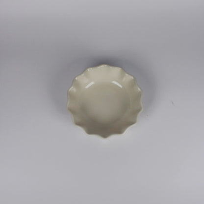 Stoneware Bowl with Scalloped Edges